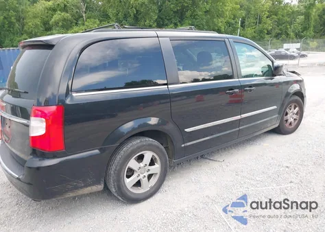 2013 Chrysler Town & Country Touring из США, поврежденный, VIN 2C4RC1BGXDR518966